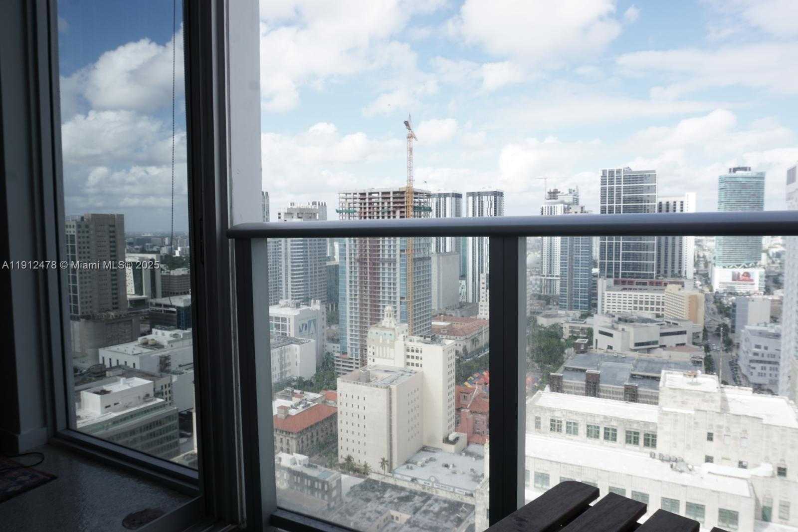 Small Image of 151 SOUTH EAST 1ST ST #3304, Miami Number 2