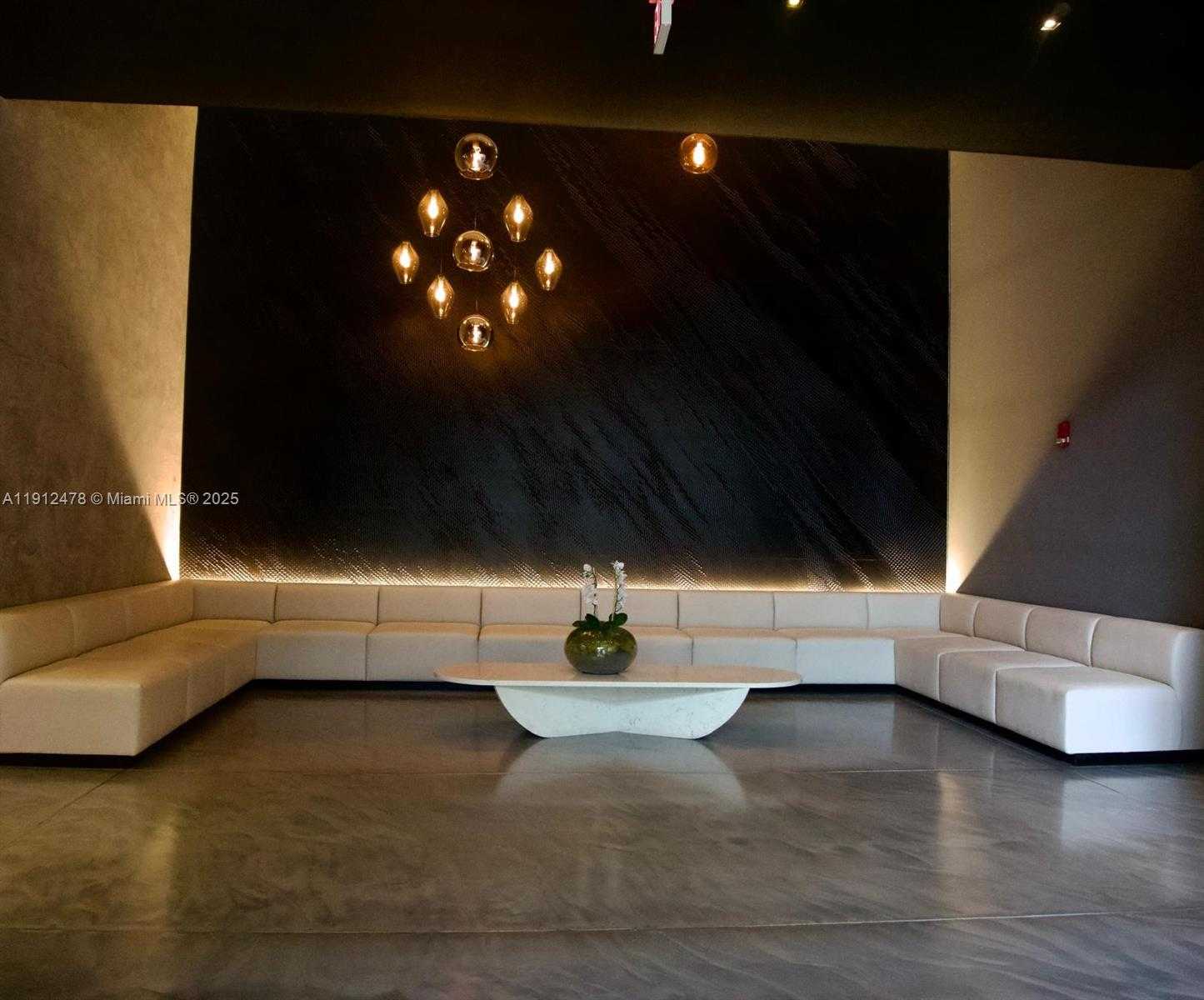 Small Image of 151 SOUTH EAST 1ST ST #3304, Miami Number 27