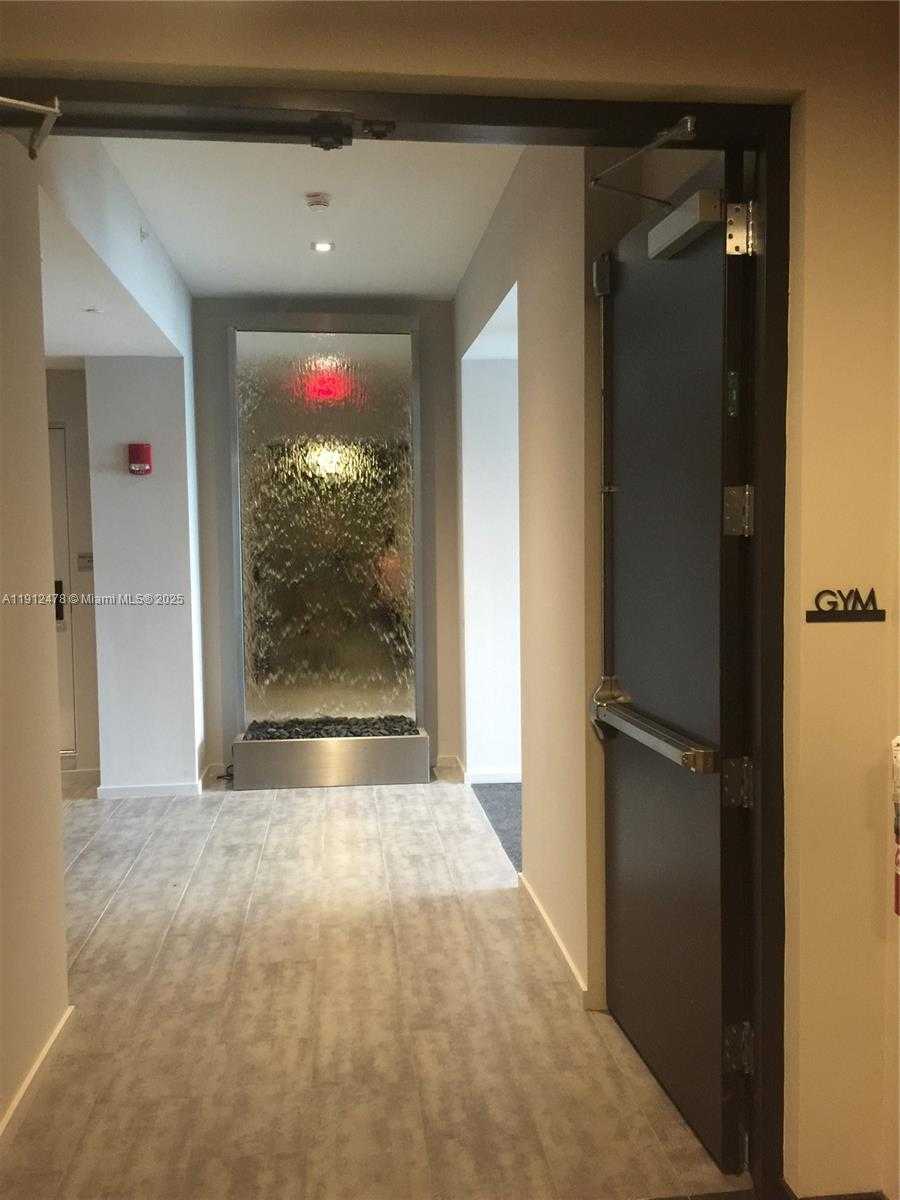 Small Image of 151 SOUTH EAST 1ST ST #3304, Miami Number 28