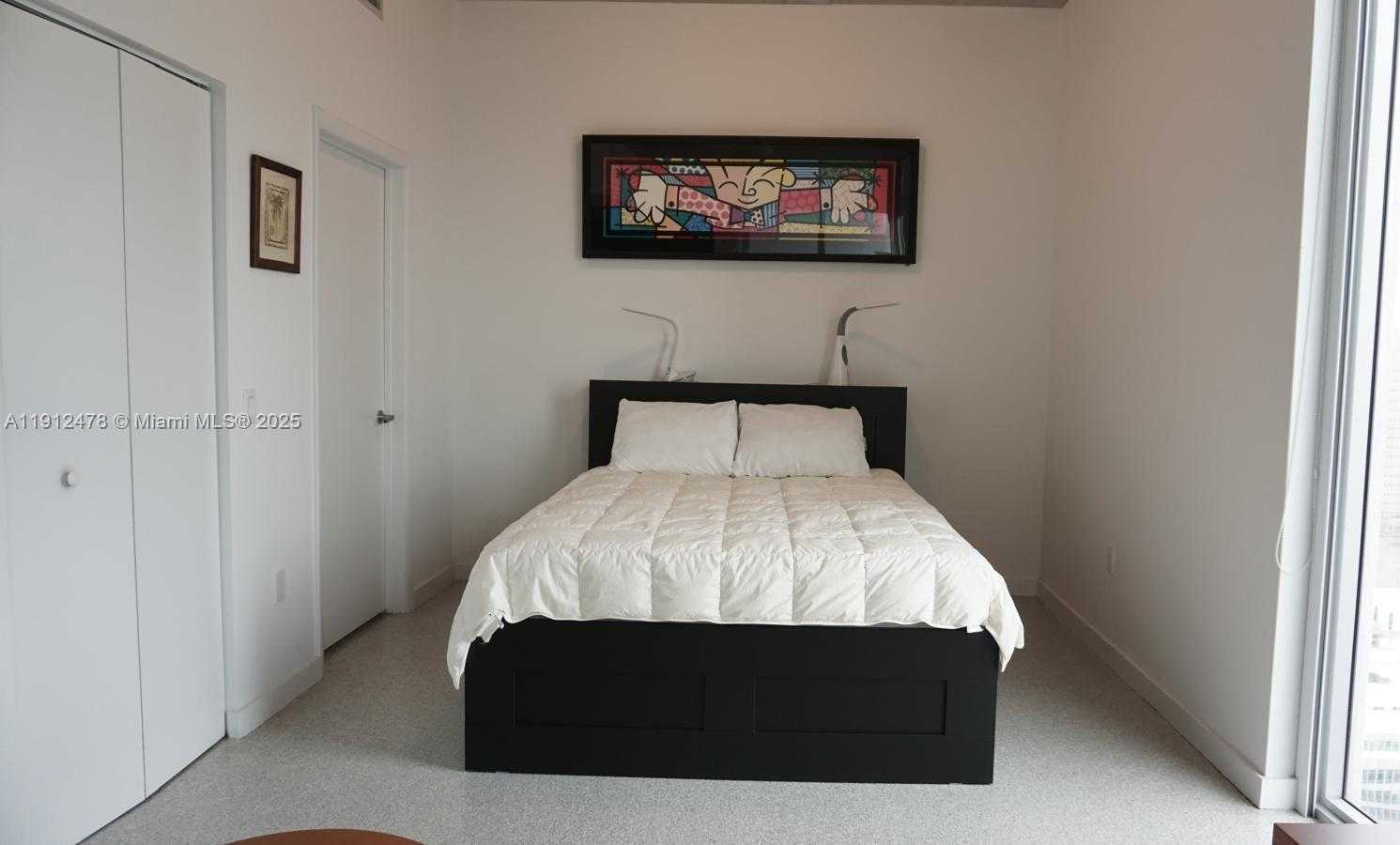 Small Image of 151 SOUTH EAST 1ST ST #3304, Miami Number 9