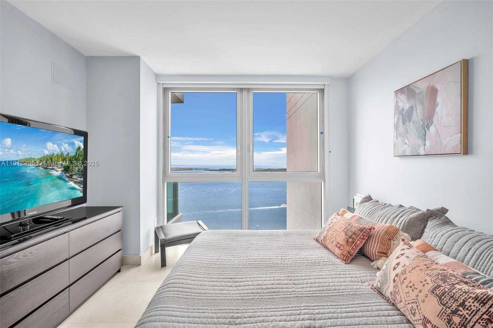 Small Image of 1331 BRICKELL BAY DR #3609, Miami Number 26