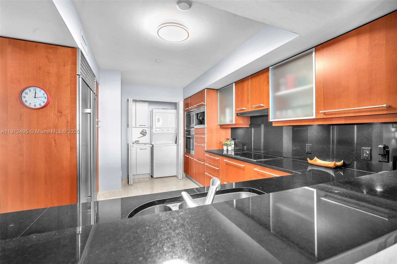 Small Image of 1331 BRICKELL BAY DR #3609, Miami Number 31