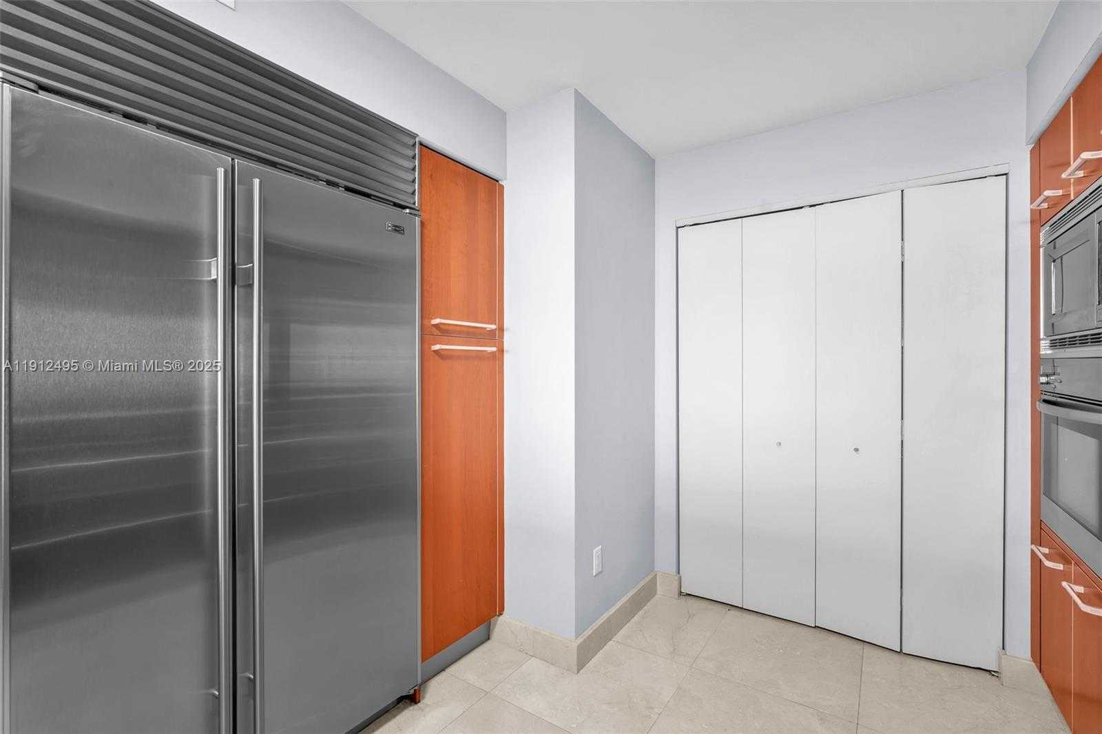 Small Image of 1331 BRICKELL BAY DR #3609, Miami Number 32