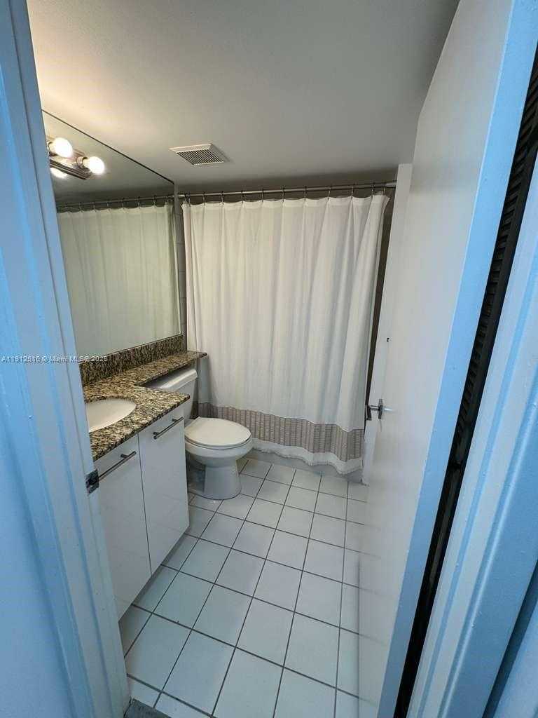 Small Image of 3300 NORTH EAST 191ST ST #1702, Aventura Number 18