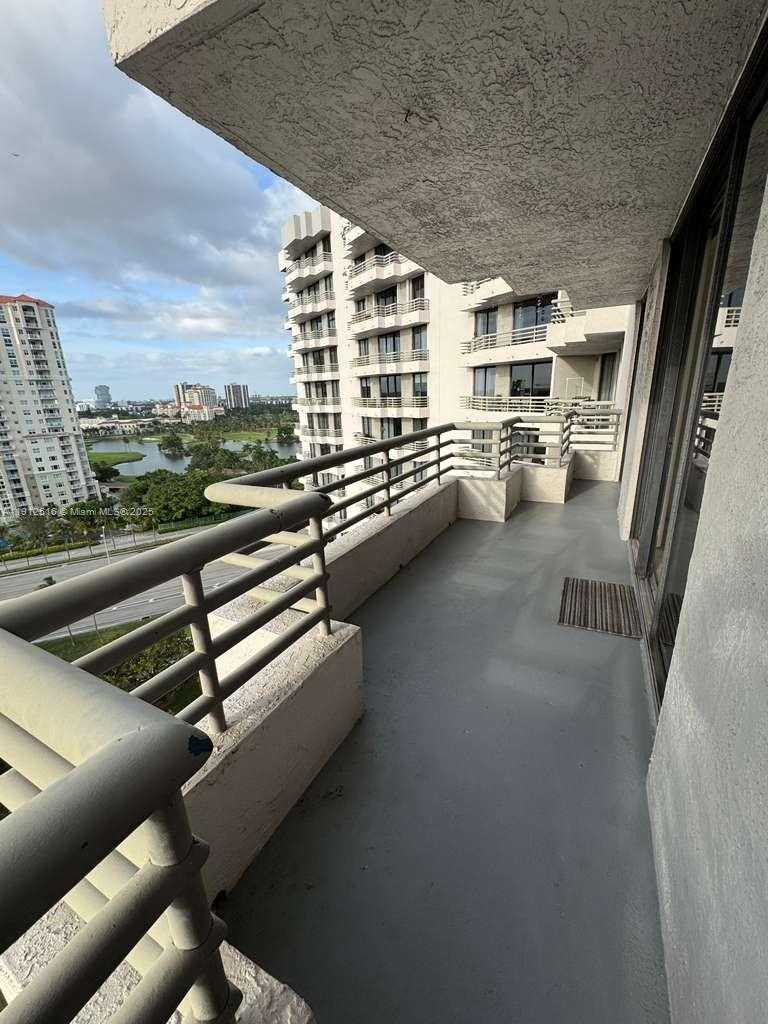 Small Image of 3300 NORTH EAST 191ST ST #1702, Aventura Number 20