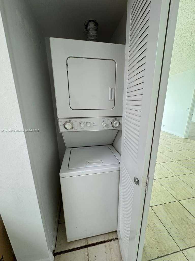 Small Image of 3300 NORTH EAST 191ST ST #1702, Aventura Number 9