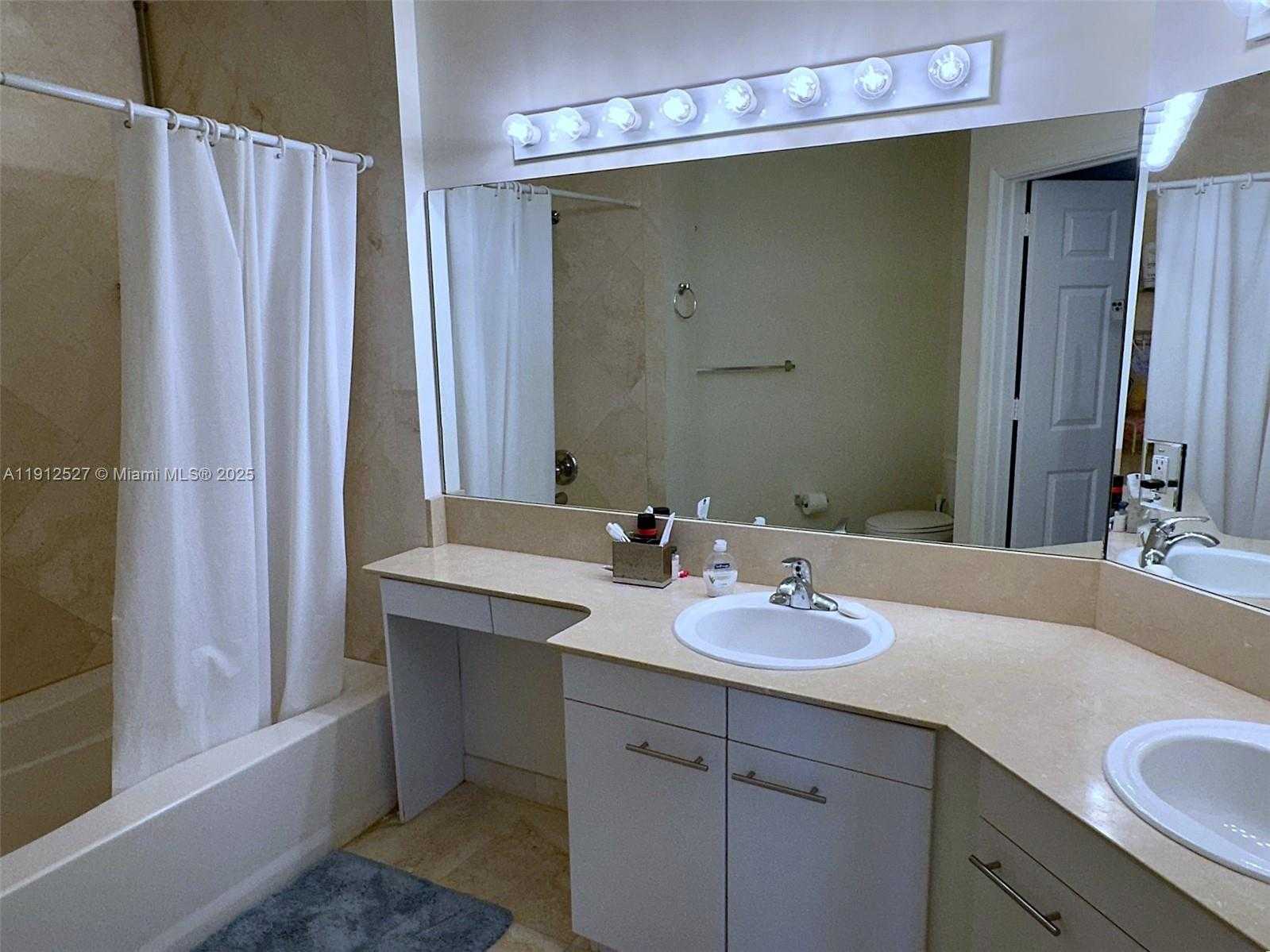 Small Image of 2080 SOUTH OCEAN DR #112, Hallandale Beach Number 21