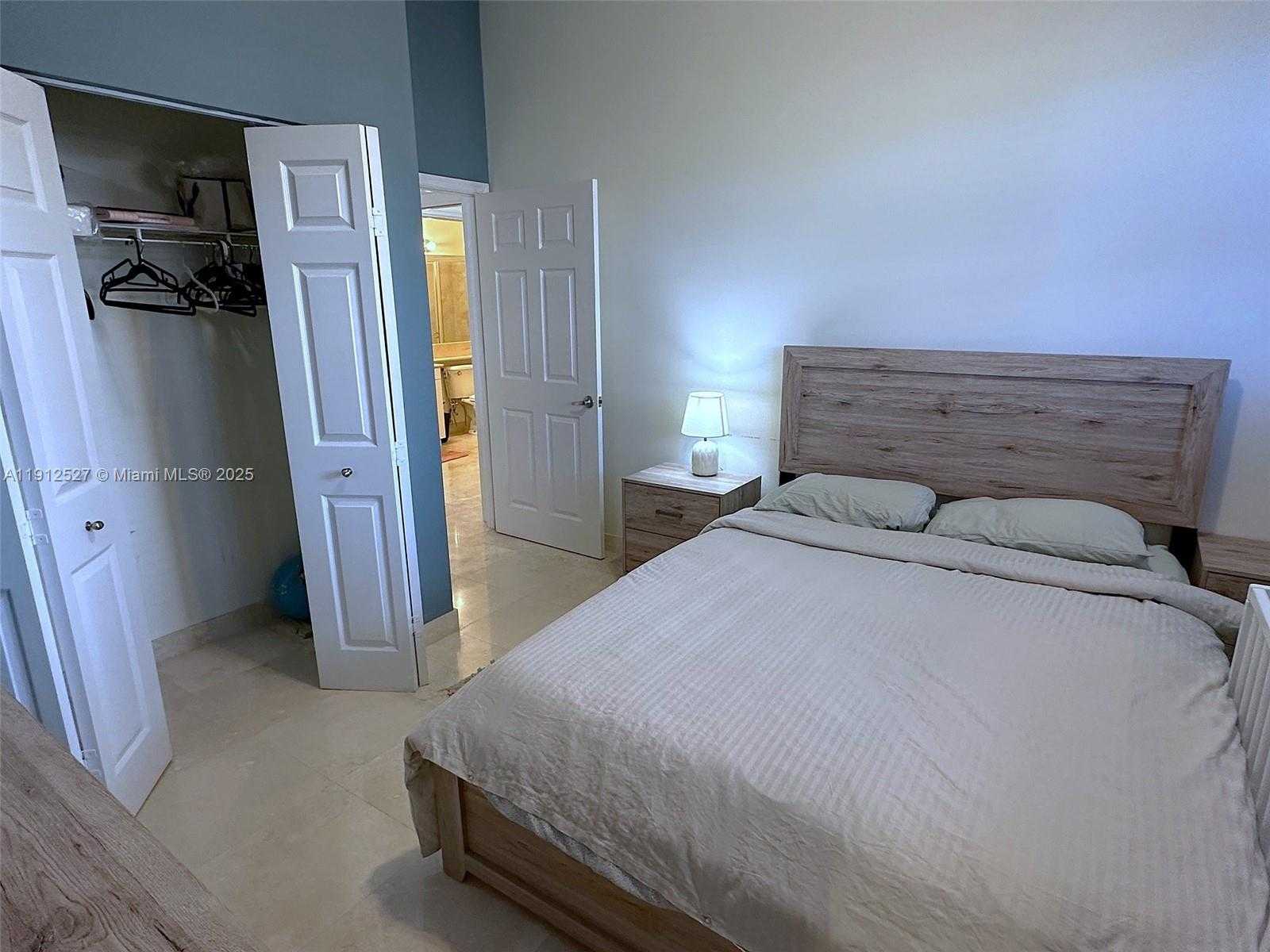 Small Image of 2080 SOUTH OCEAN DR #112, Hallandale Beach Number 28