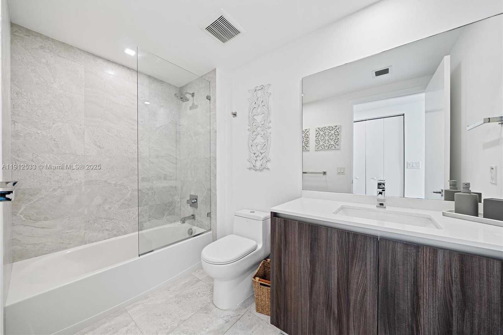 Small Image of 488 NORTH EAST 18TH ST #4612, Miami Number 12