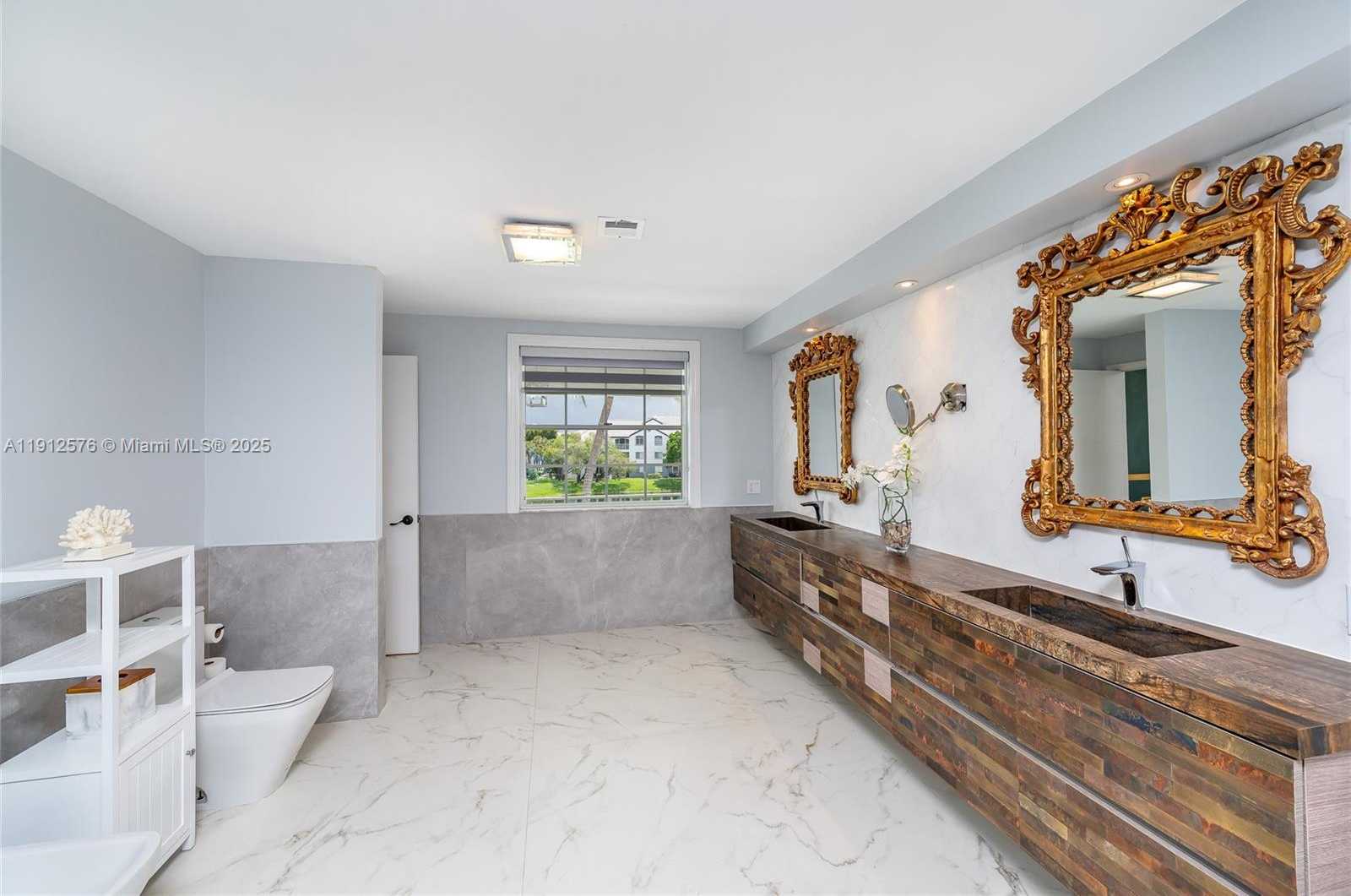 Small Image of 9870 NORTH WEST 47TH TER, Doral Number 27