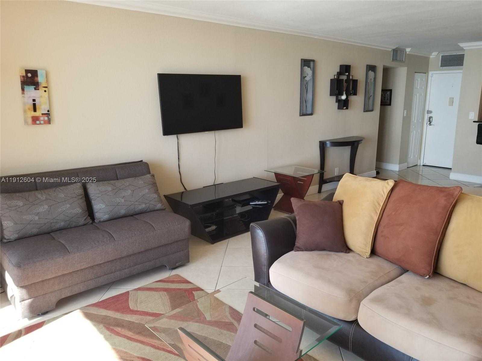 Small Image of 2101 SOUTH OCEAN DR #1702, Hollywood Number 7