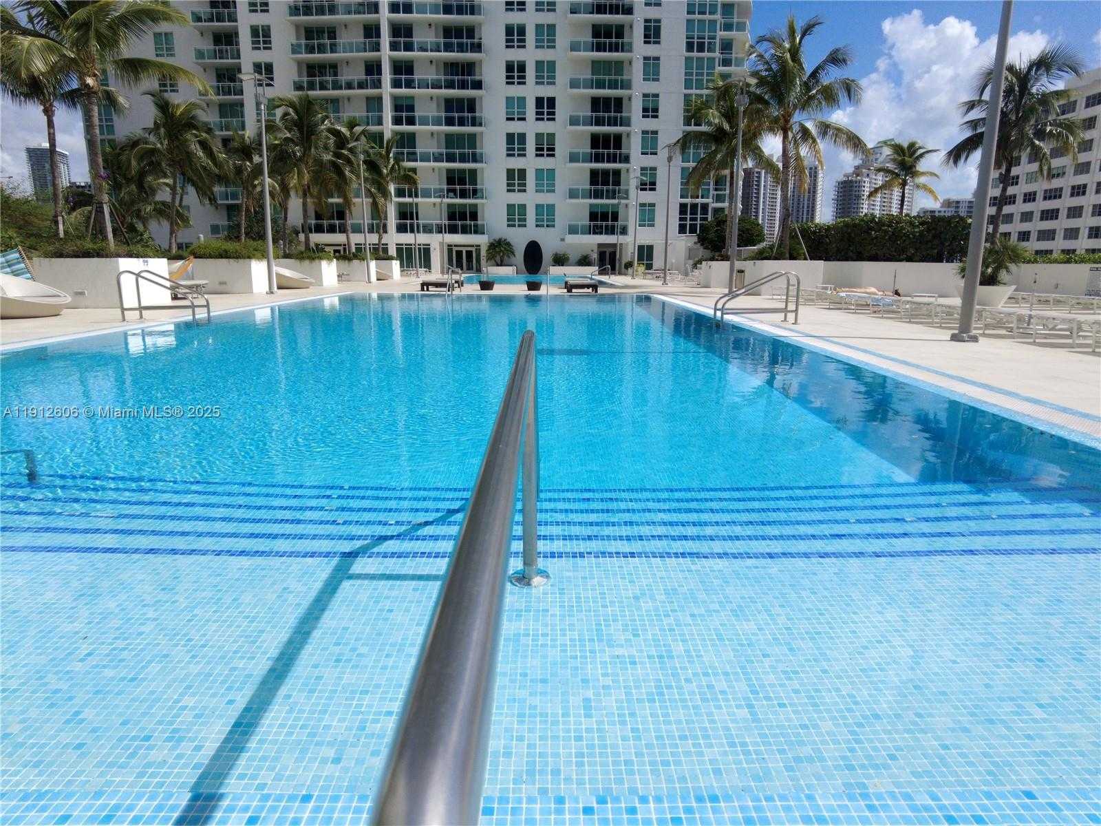 Small Image of 950 BRICKELL BAY DR #5404, Miami Number 13