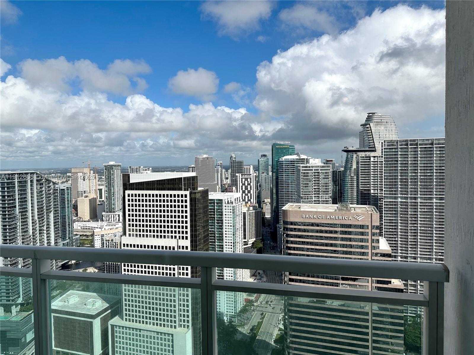 Small Image of 950 BRICKELL BAY DR #5404, Miami Number 23