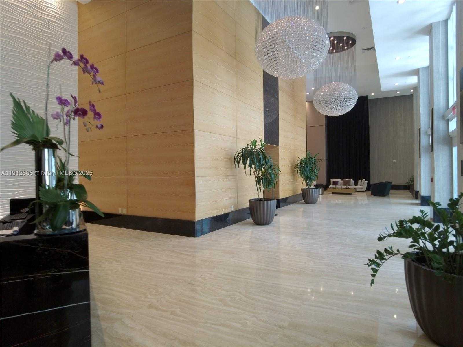 Small Image of 950 BRICKELL BAY DR #5404, Miami Number 6