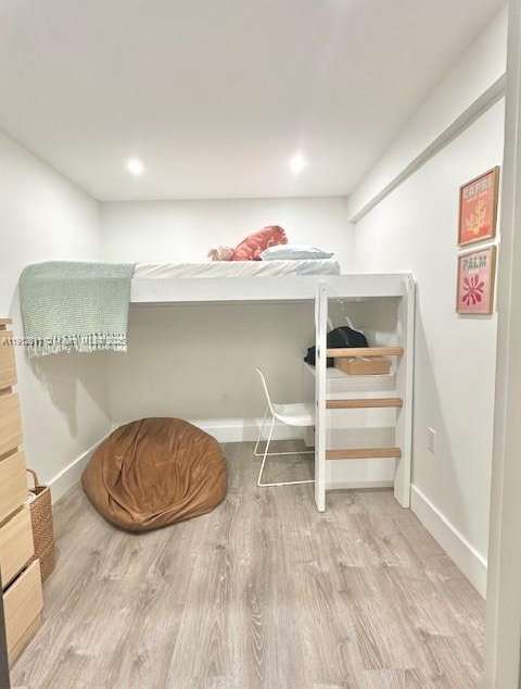 Small Image of 401 OCEAN DR #910, Miami Beach Number 13