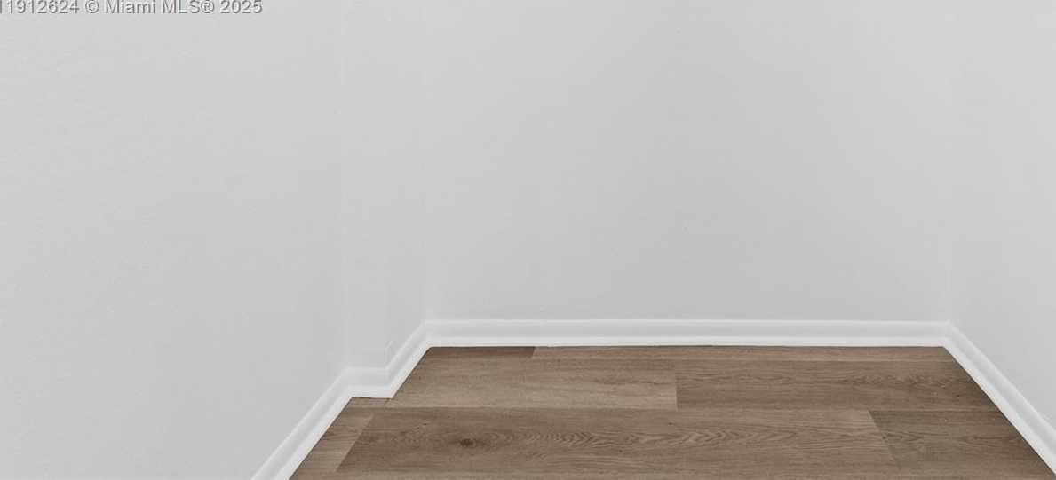 Small Image of 6900 BAY DR #10I, Miami Beach Number 12