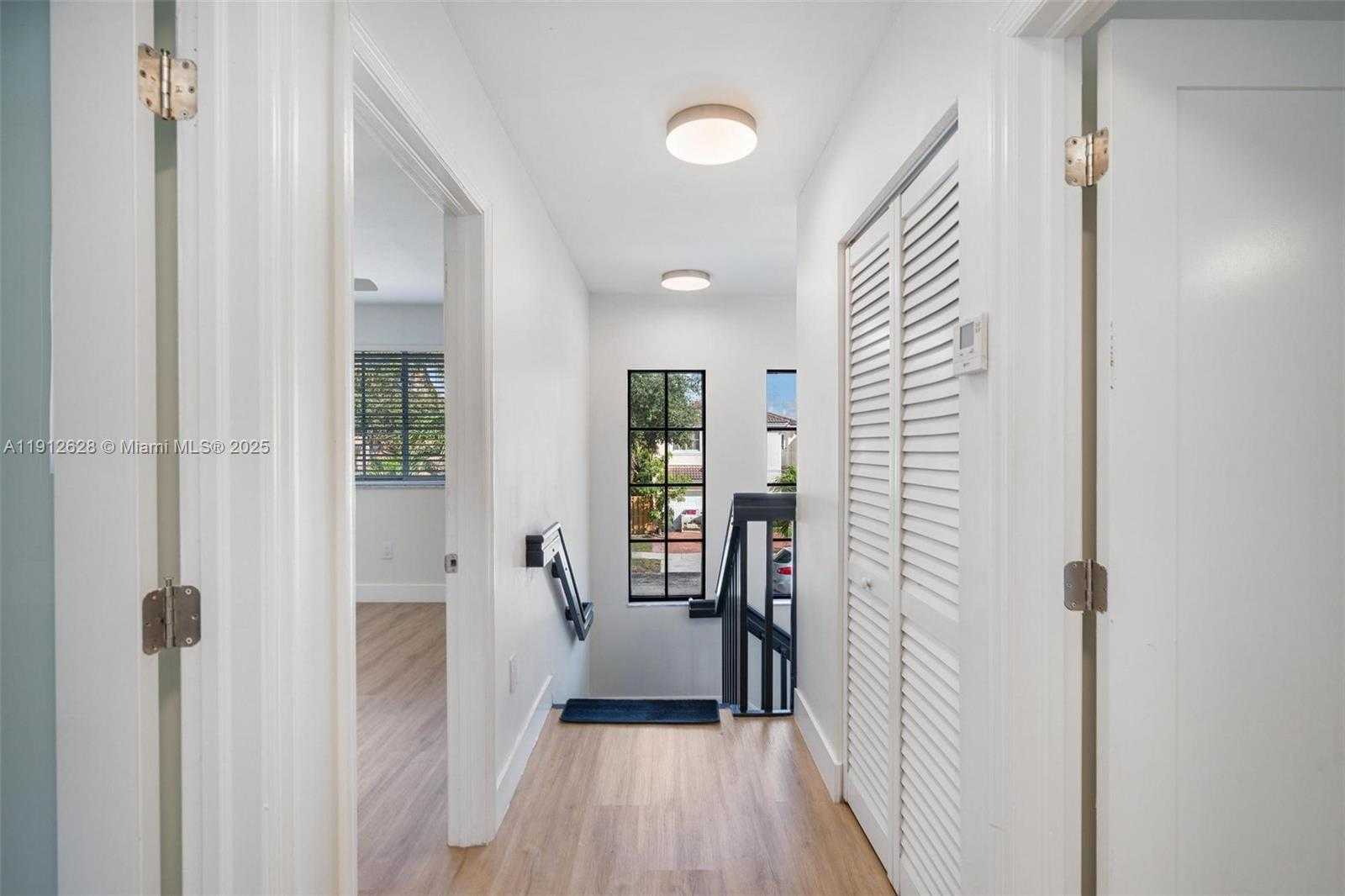 Small Image of 8658 SOUTH WEST 159TH CT, Miami Number 19