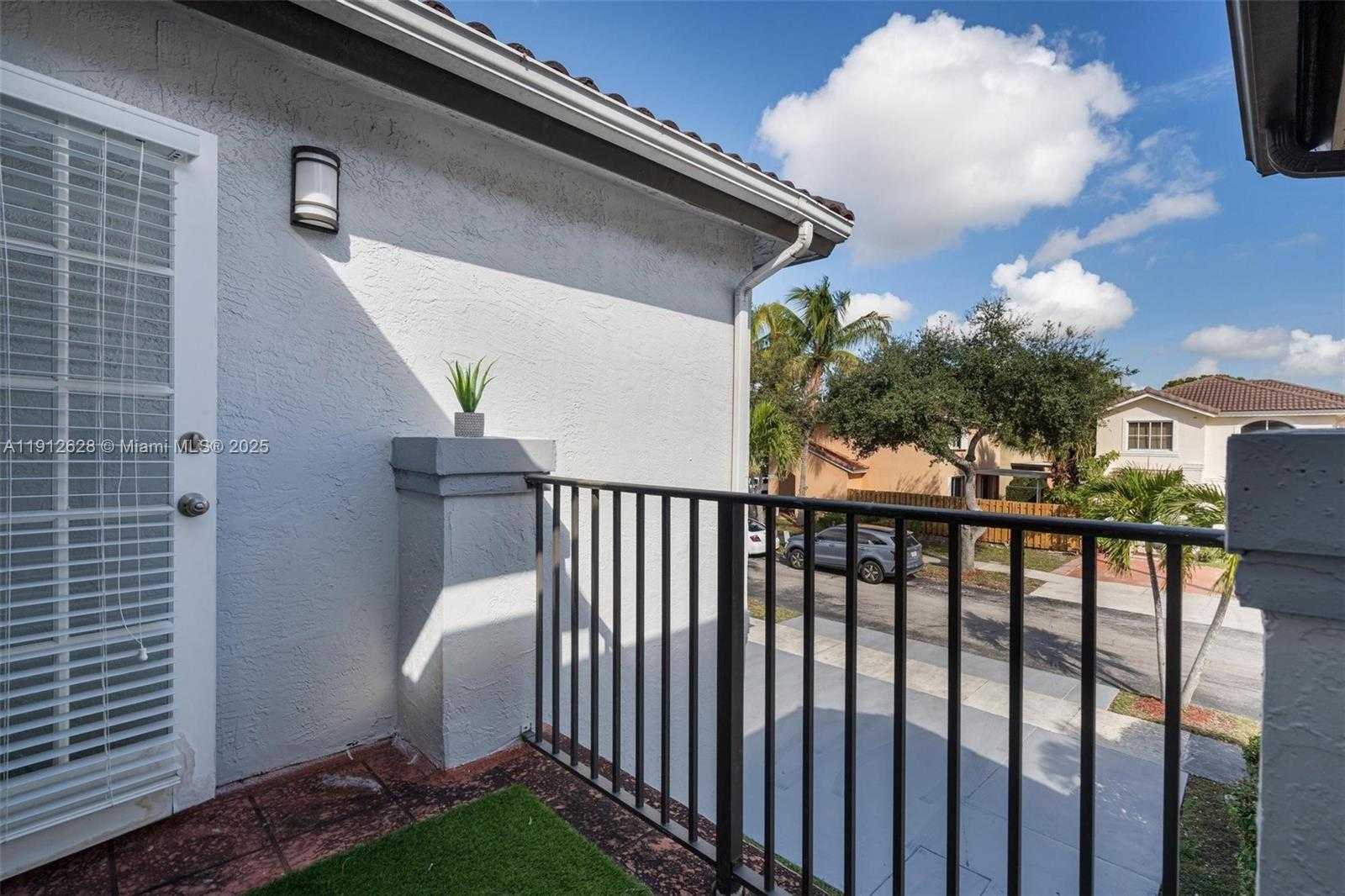 Small Image of 8658 SOUTH WEST 159TH CT, Miami Number 24