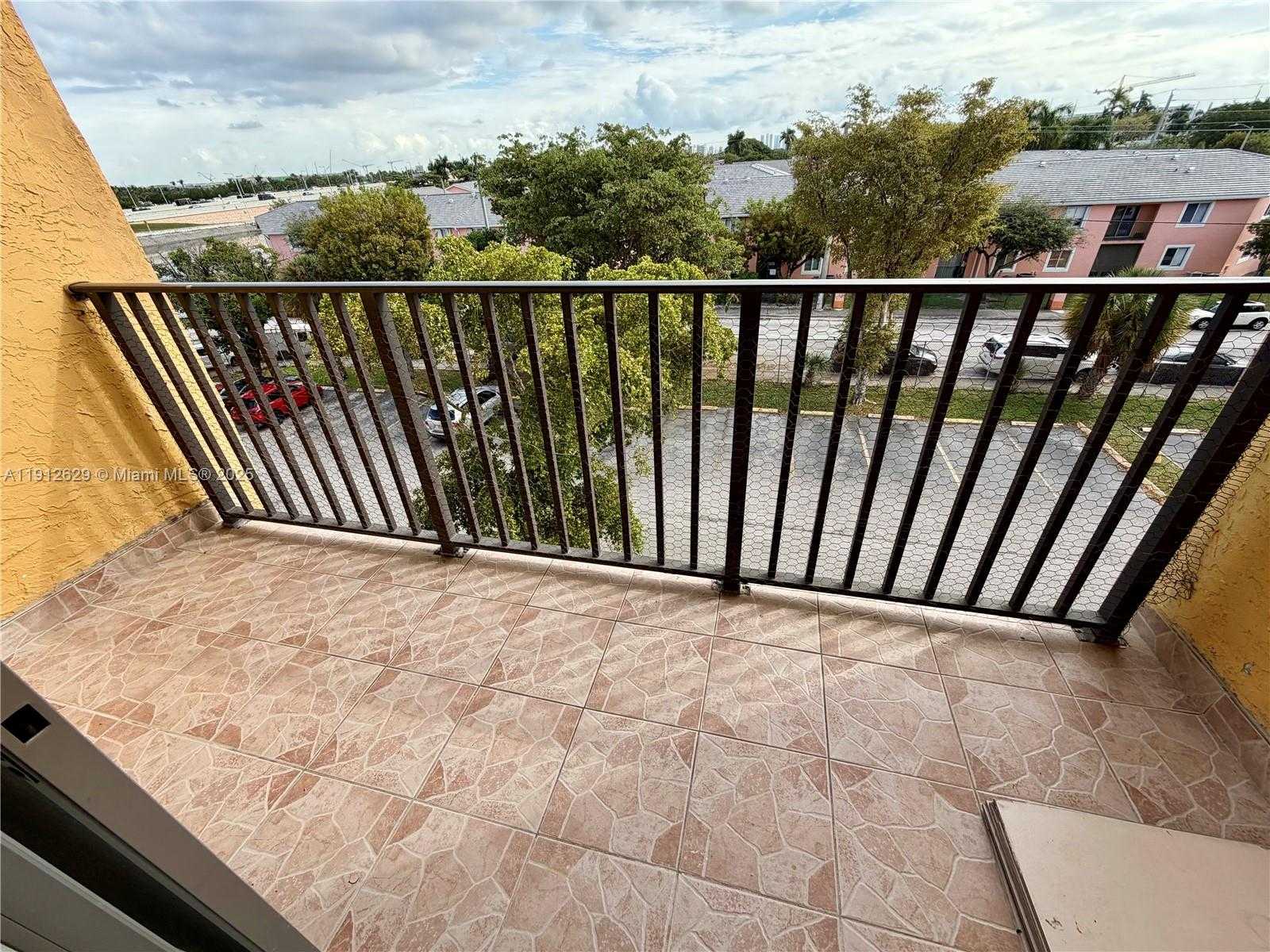 Small Image of 4705 NORTH WEST 7TH ST #404-7, Miami Number 6
