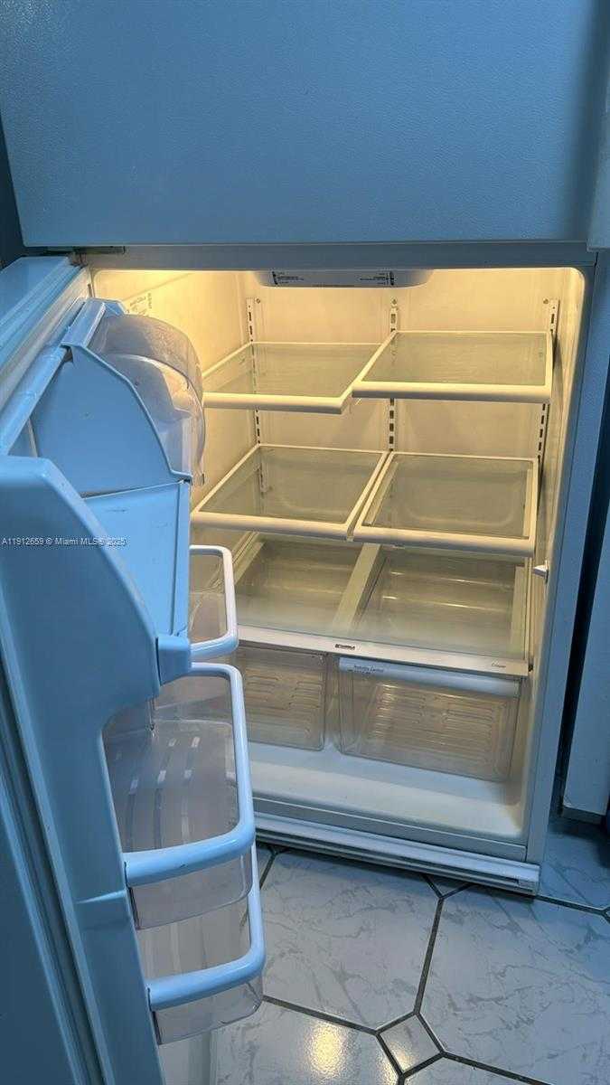 Small Image of 851 THREE ISLANDS BLVD #509, Hallandale Beach Number 24