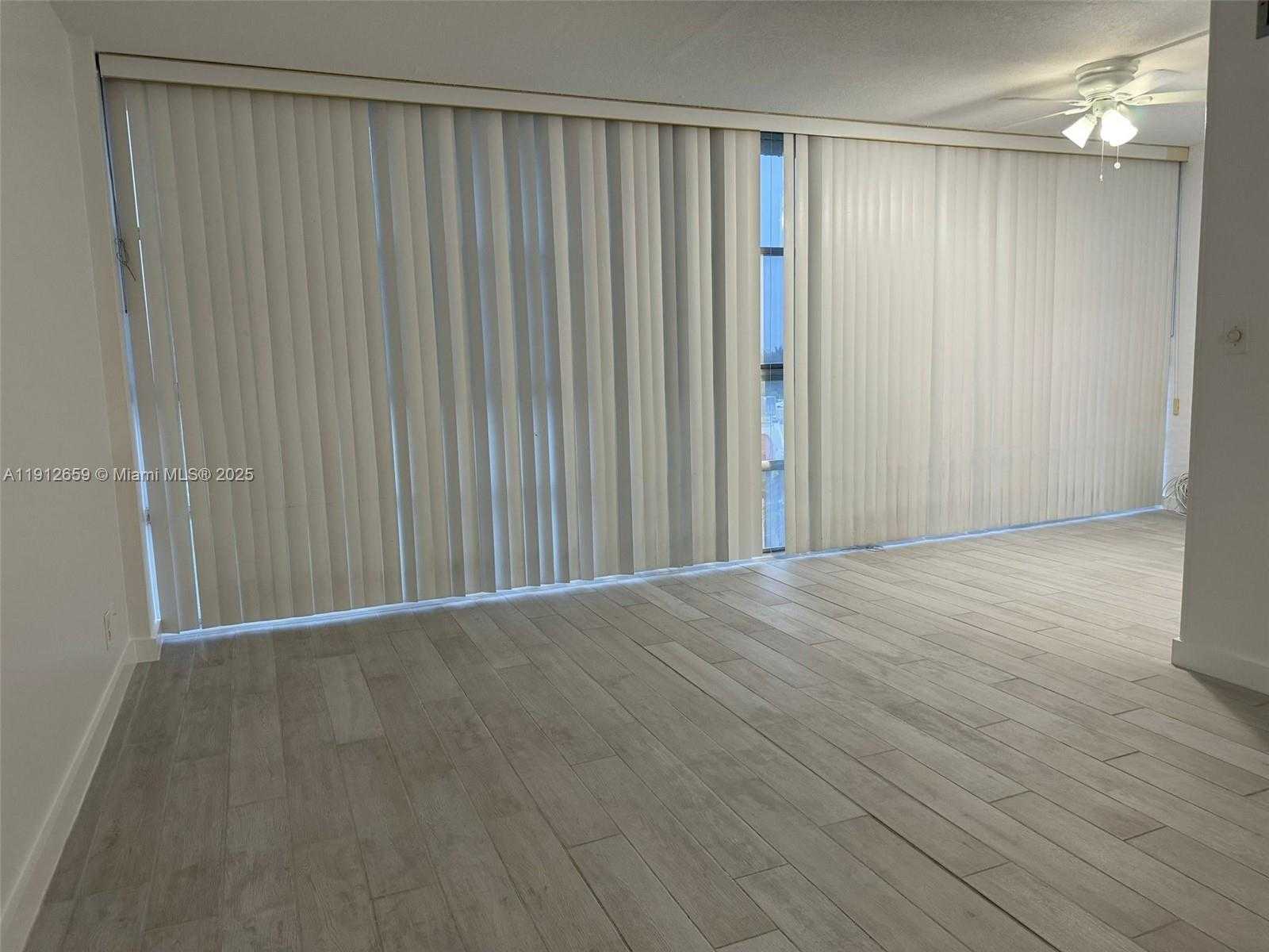 Small Image of 851 THREE ISLANDS BLVD #509, Hallandale Beach Number 5