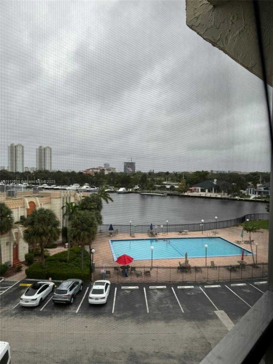 Small Image of 851 THREE ISLANDS BLVD #509, Hallandale Beach Number 6