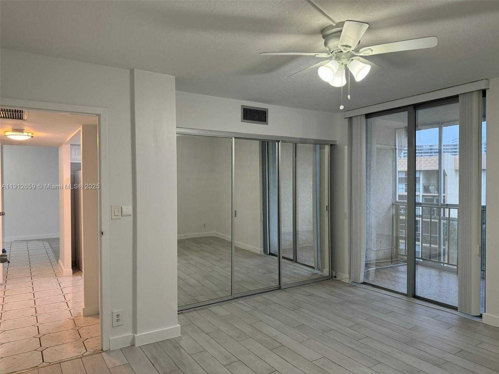 Small Image of 851 THREE ISLANDS BLVD #509, Hallandale Beach Number 8