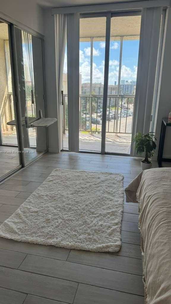 Small Image of 851 THREE ISLANDS BLVD #509, Hallandale Beach Number 9