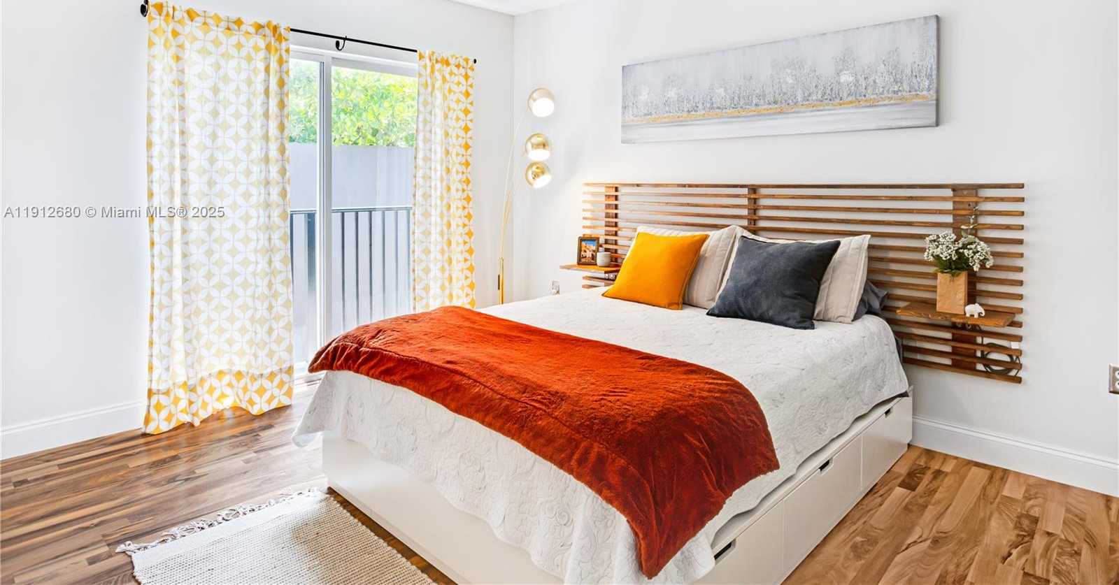 Small Image of 1611 SOUTH WEST 2ND CT #E113, Miami Number 12