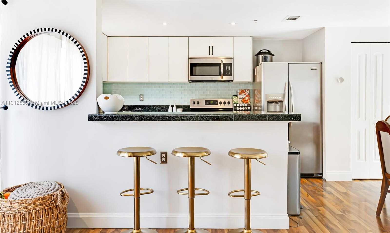 Small Image of 1611 SOUTH WEST 2ND CT #E113, Miami Number 5