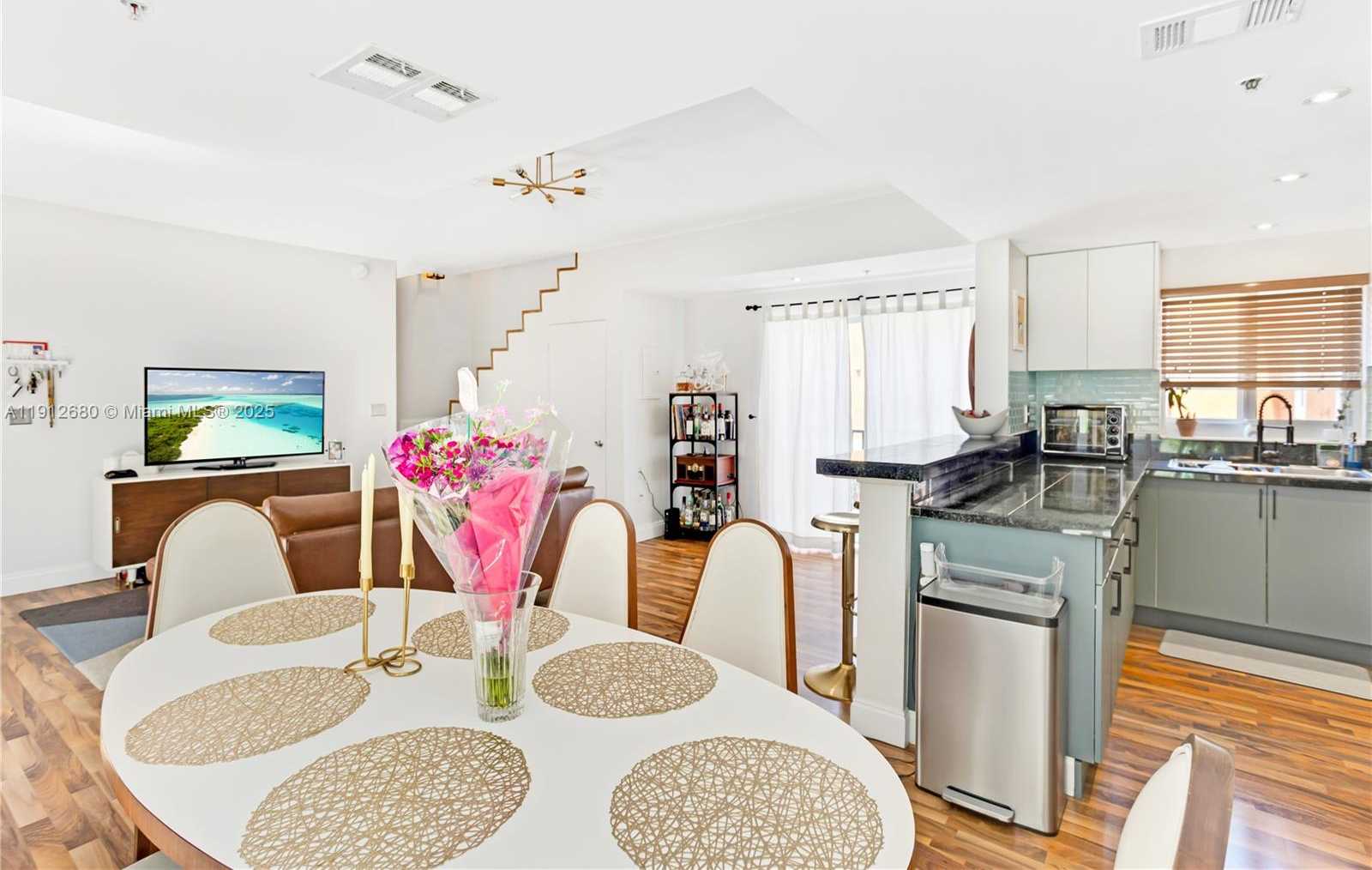 Small Image of 1611 SOUTH WEST 2ND CT #E113, Miami Number 6