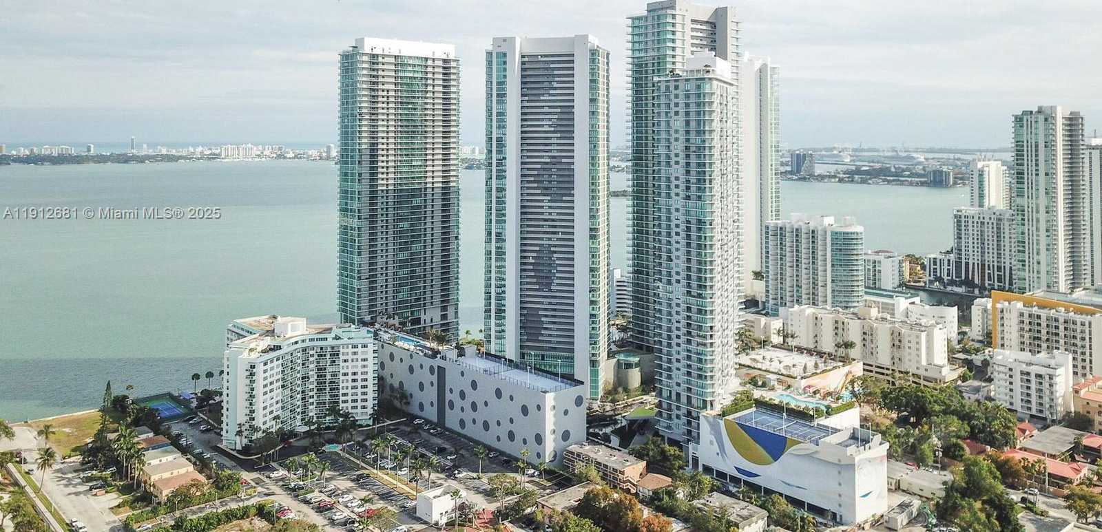 Small Image of 650 NORTH EAST 32ND ST #1002, Miami Number 7