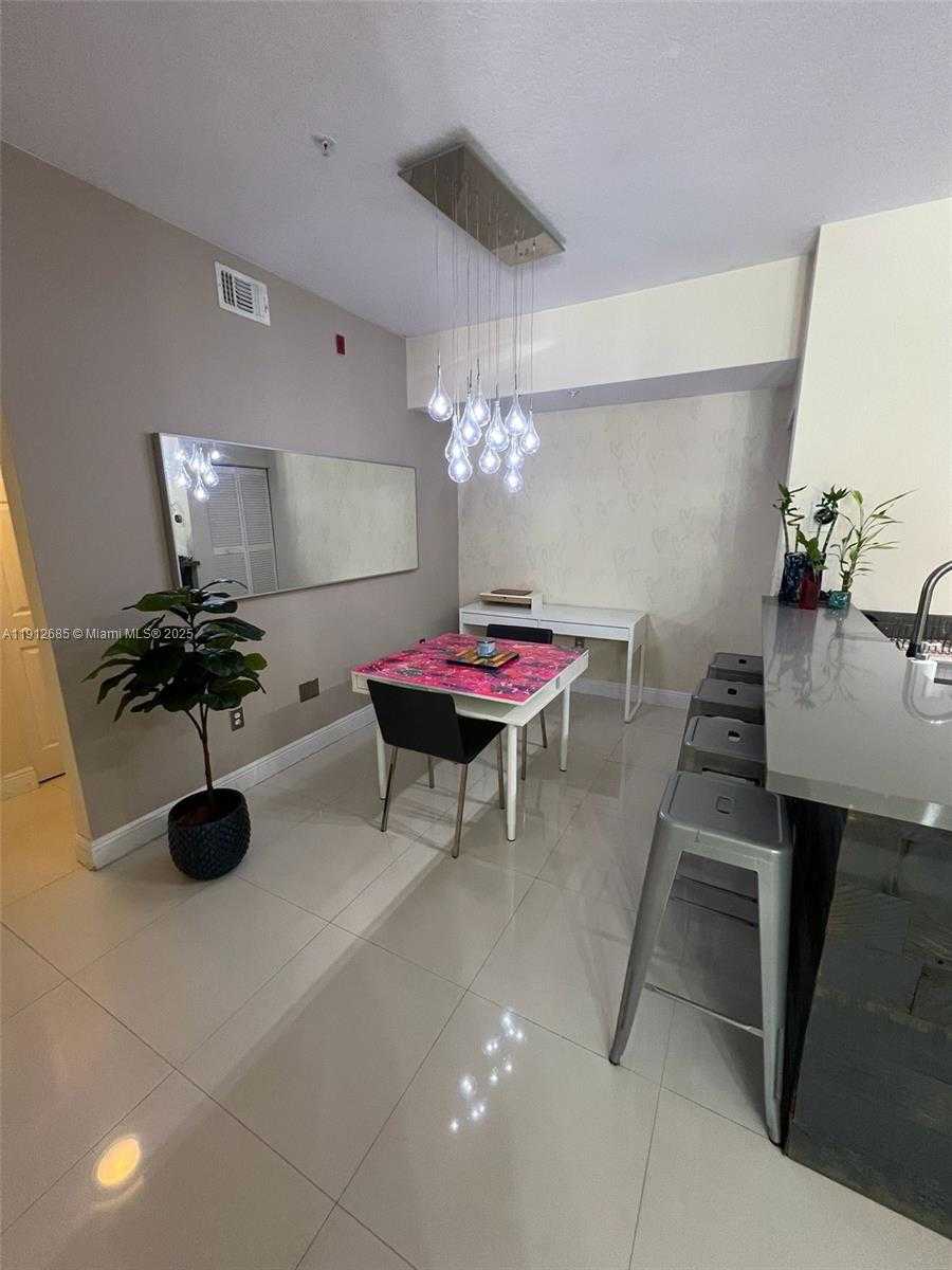 Small Image of 7340 NORTH WEST 114TH AVE #204, Doral Number 12