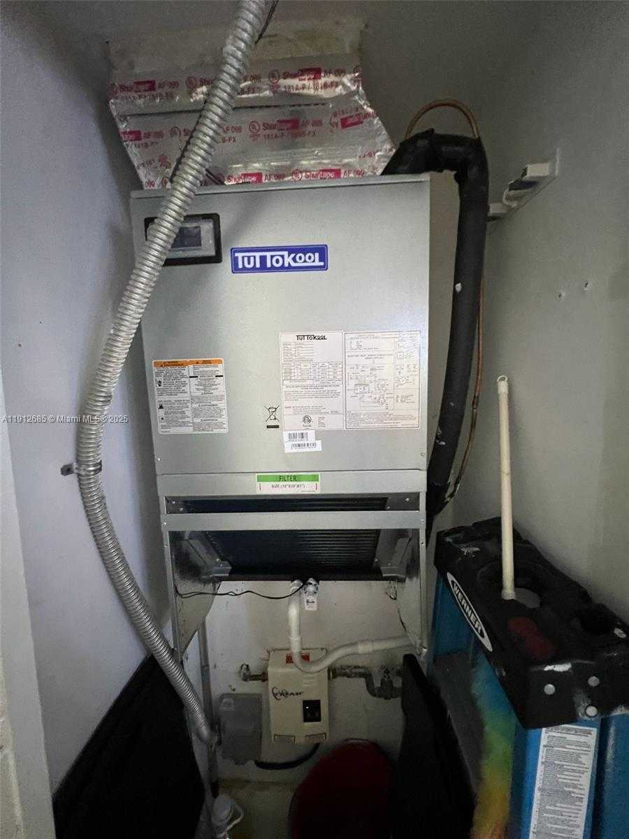 Small Image of 7340 NORTH WEST 114TH AVE #204, Doral Number 24