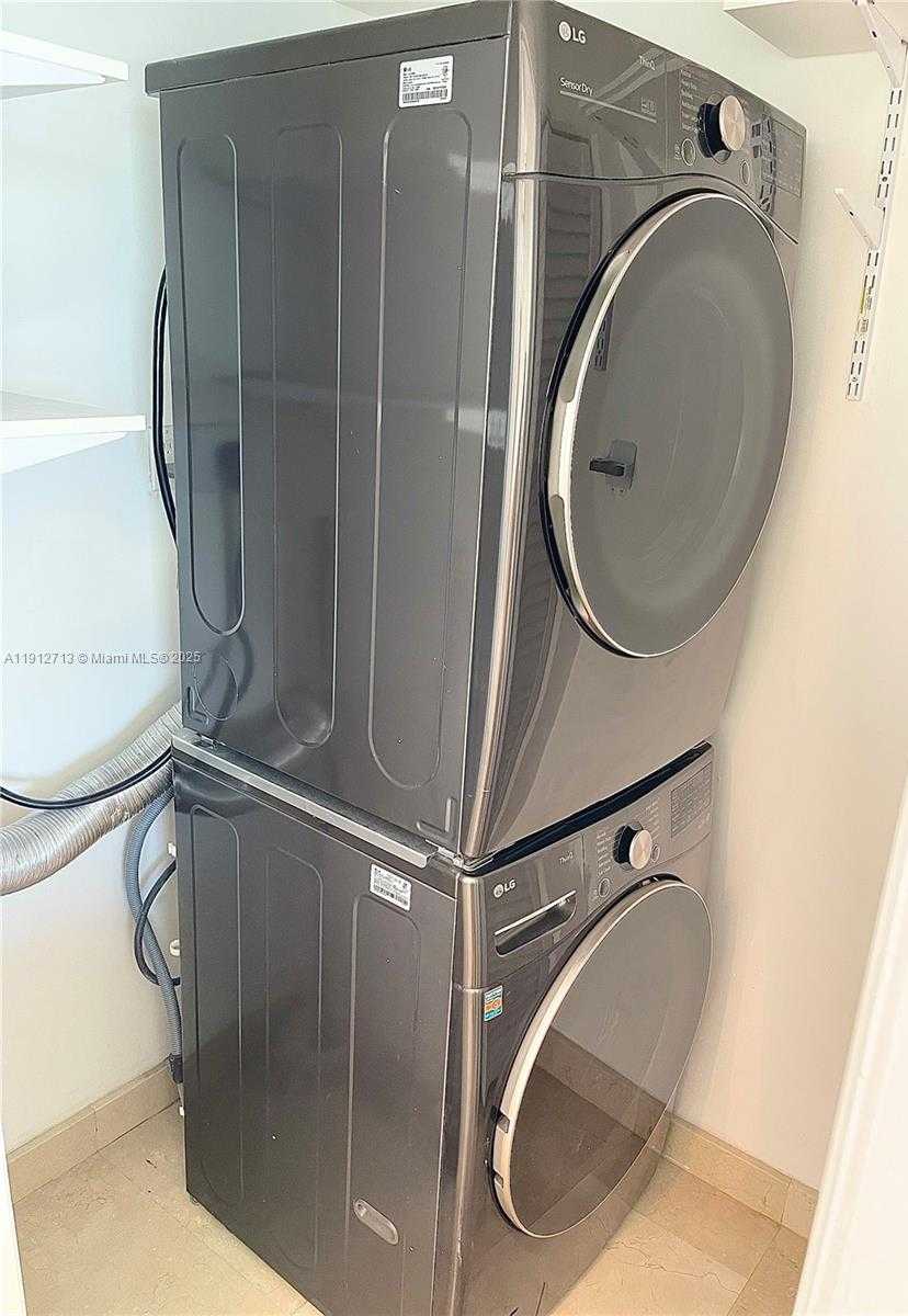 Small Image of 1830 SOUTH OCEAN DR #4407, Hallandale Beach Number 23