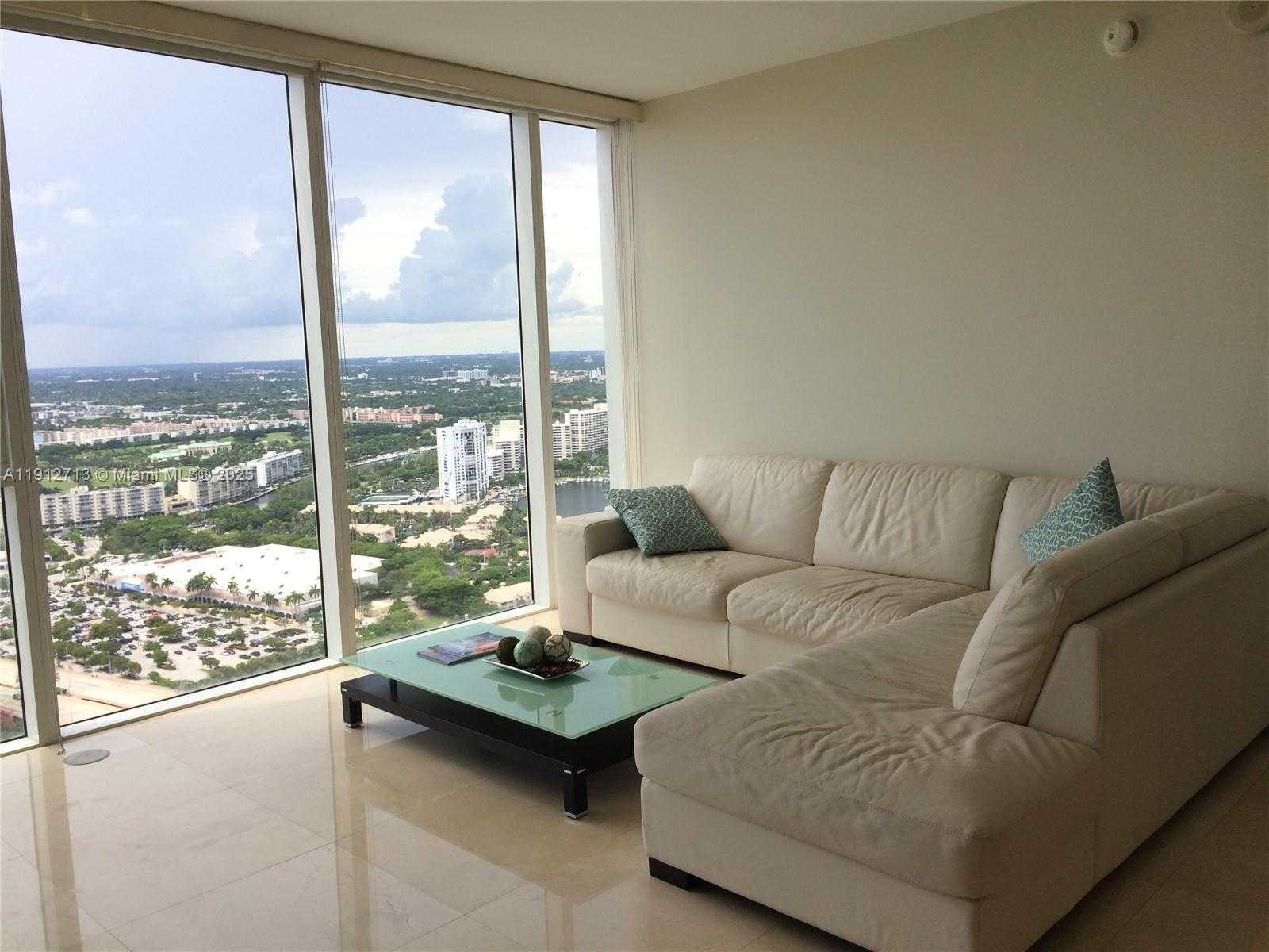 Small Image of 1830 SOUTH OCEAN DR #4407, Hallandale Beach Number 5