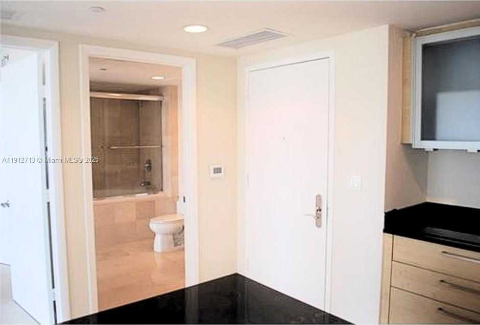 Small Image of 1830 SOUTH OCEAN DR #4407, Hallandale Beach Number 7