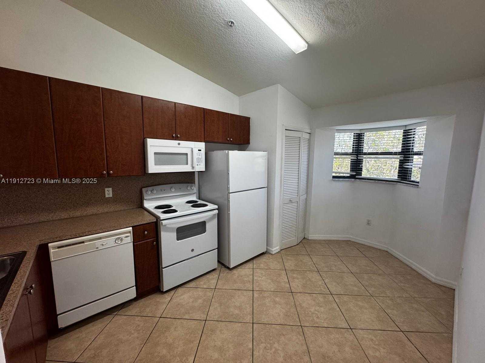 Small Image of 22621 SOUTH WEST 88TH PL #302-8, Cutler Bay Number 9