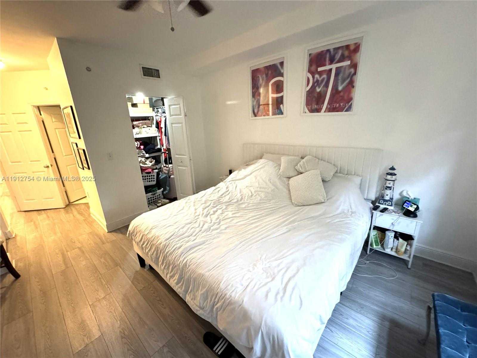 Small Image of 17125 NORTH BAY RD #3105, Sunny Isles Beach Number 14