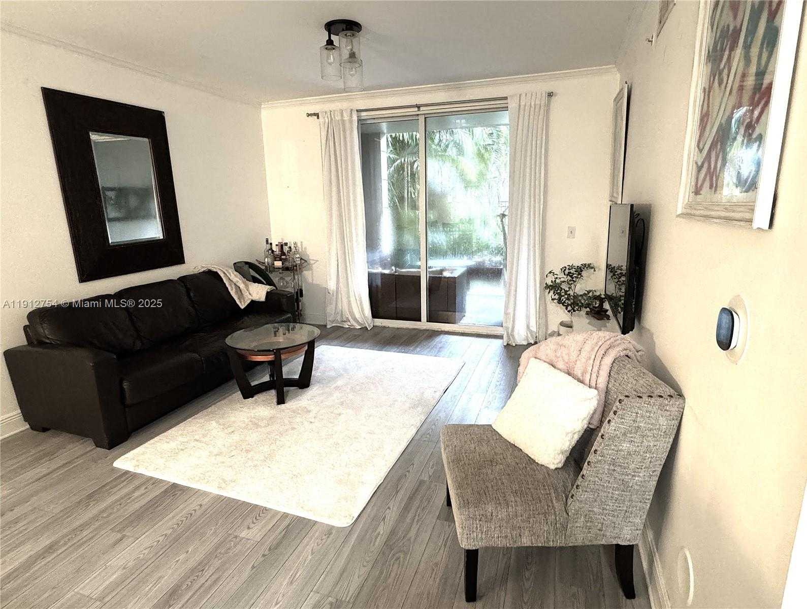 Small Image of 17125 NORTH BAY RD #3105, Sunny Isles Beach Number 3