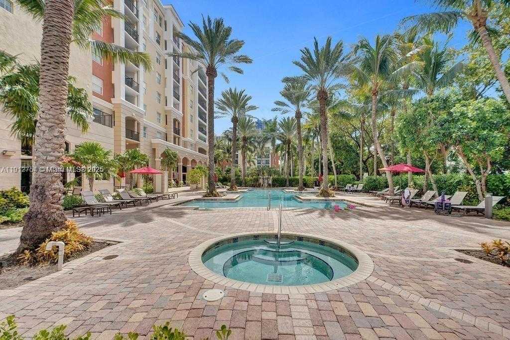 Small Image of 17125 NORTH BAY RD #3105, Sunny Isles Beach Number 31