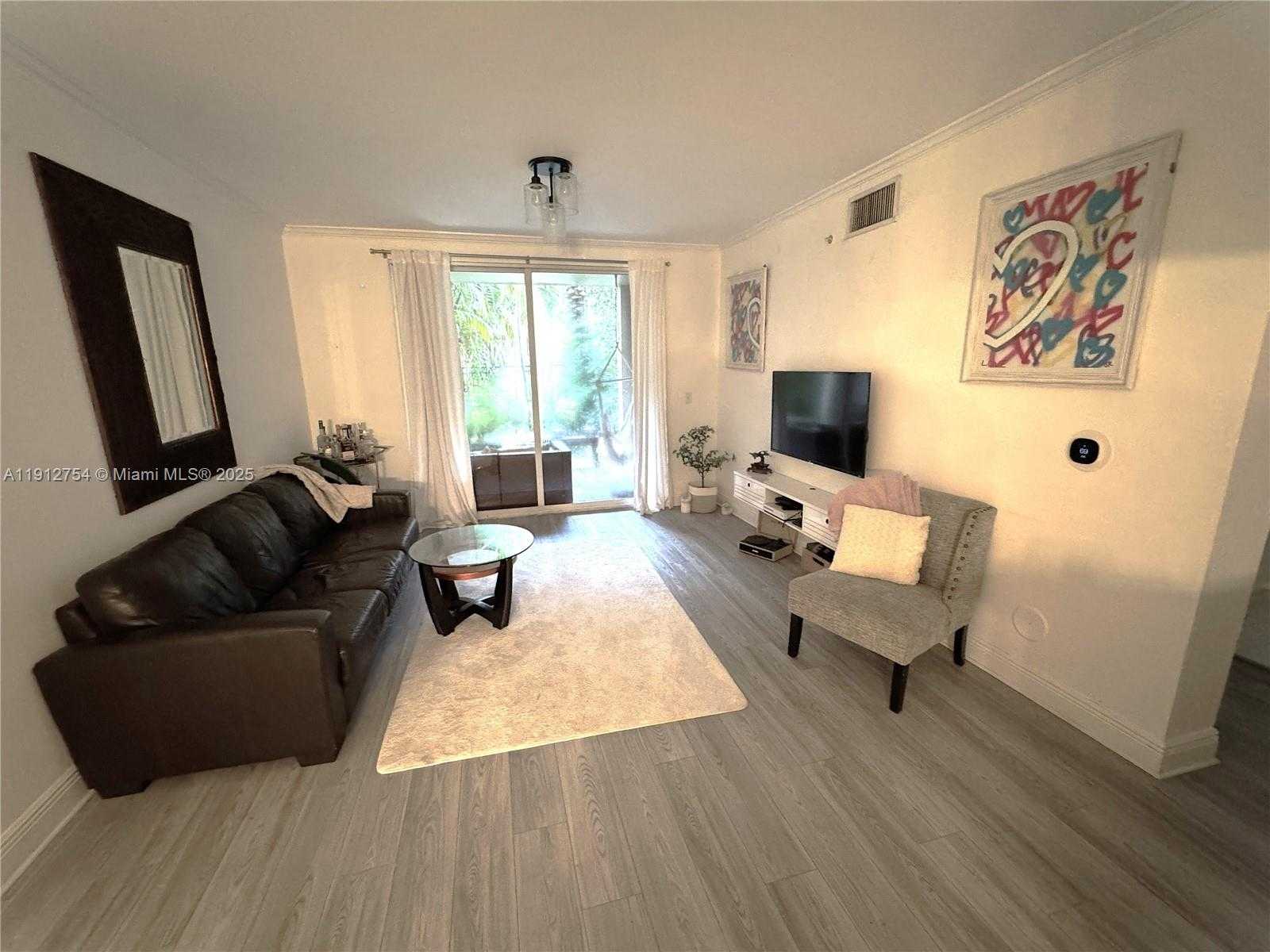 Small Image of 17125 NORTH BAY RD #3105, Sunny Isles Beach Number 4