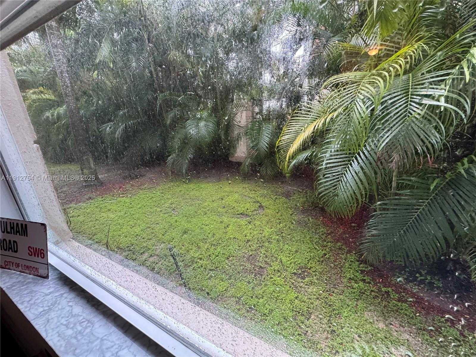 Small Image of 17125 NORTH BAY RD #3105, Sunny Isles Beach Number 5