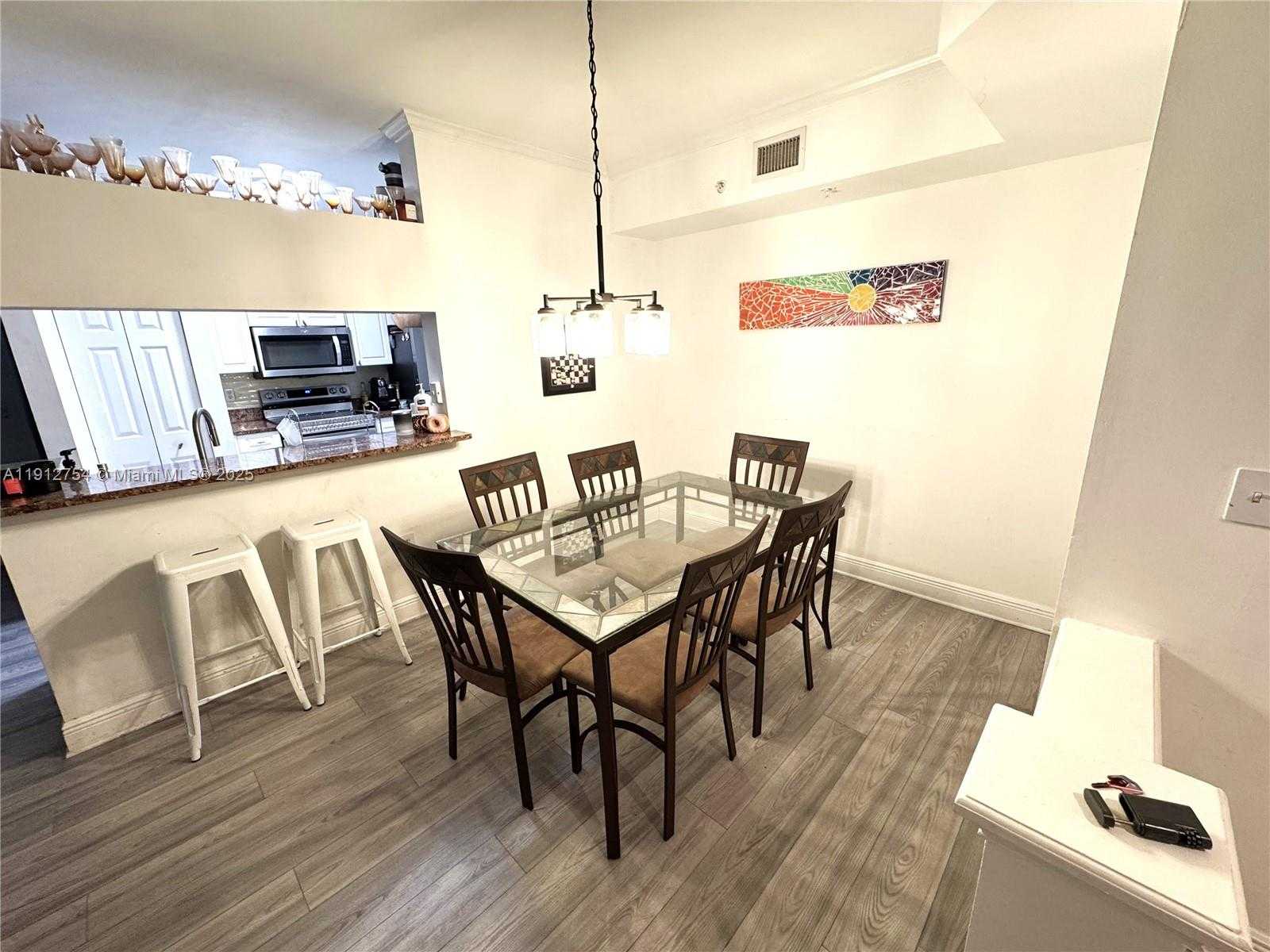 Small Image of 17125 NORTH BAY RD #3105, Sunny Isles Beach Number 7