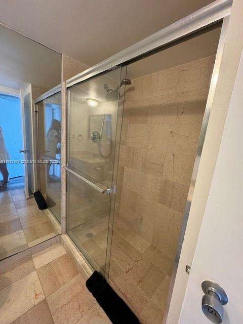 Small Image of 5161 COLLINS AVE #1406, Miami Beach Number 13