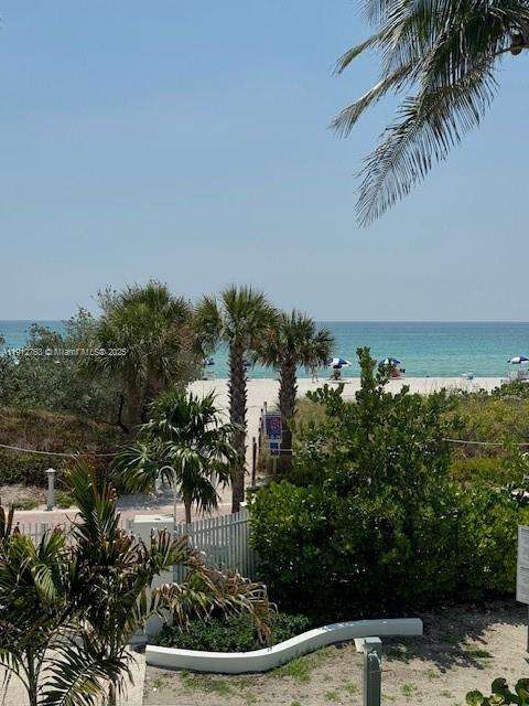 Small Image of 5161 COLLINS AVE #1406, Miami Beach Number 17