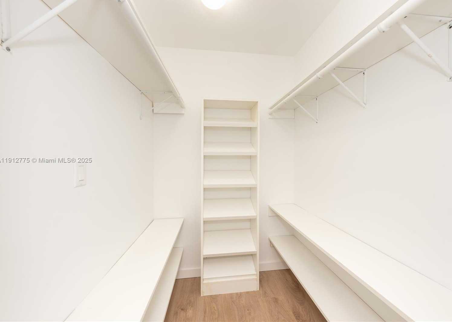 Small Image of 1881 WASHINGTON AVE #3D, Miami Beach Number 13