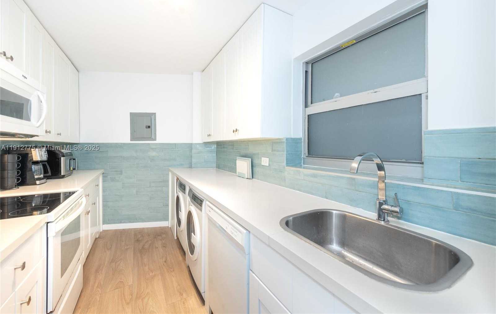 Small Image of 1881 WASHINGTON AVE #3D, Miami Beach Number 15