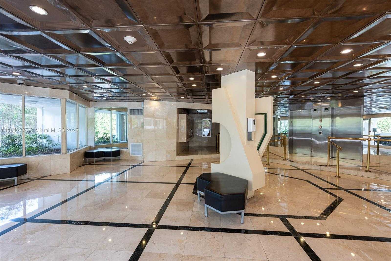 Small Image of 1881 WASHINGTON AVE #3D, Miami Beach Number 25