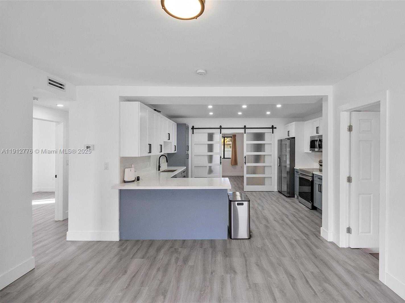 Small Image of 11730 NORTH WEST 3RD AVE, Miami Number 8